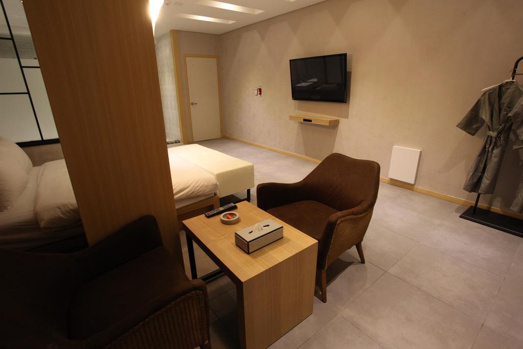 C&B Hotel アンサン エクステリア 写真